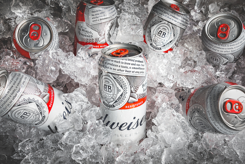 ABEV3: compre ações da Ambev e tenha cerveja como renda