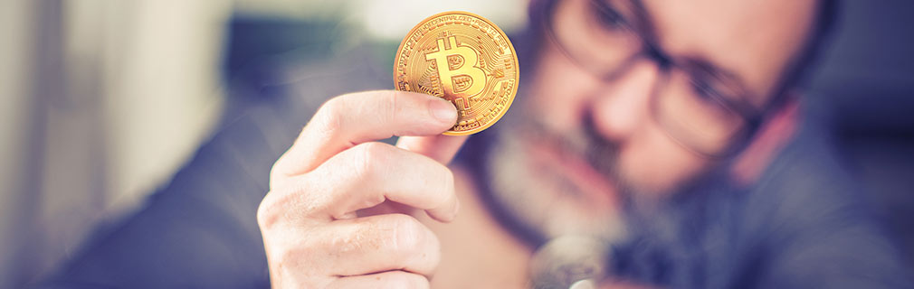 Analista que acertou a cotação do Bitcoin no fim de 2020 faz nova previsão para 2021 e revela quais criptomoedas podem decolar durante o ano